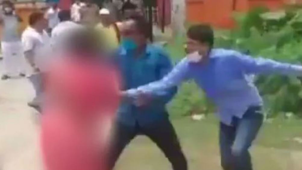 Samajwadi party worker manhandled, sari yanked by political rivals