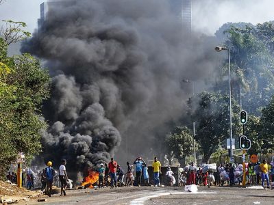 riots break out in South Africa
