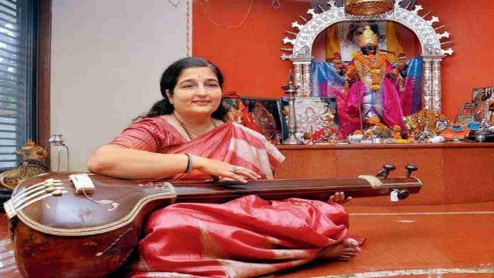Anuradha Paudwal birthday special: From Dhak Dhak Karne Laga to Dil Hai Ke Manta Nahi, 90s playlist of soulful singer