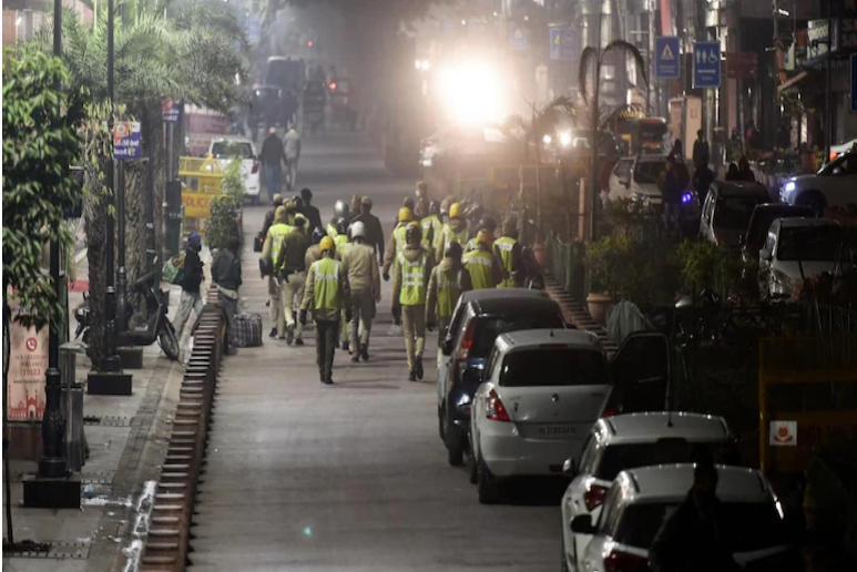 Night curfew in Delhi