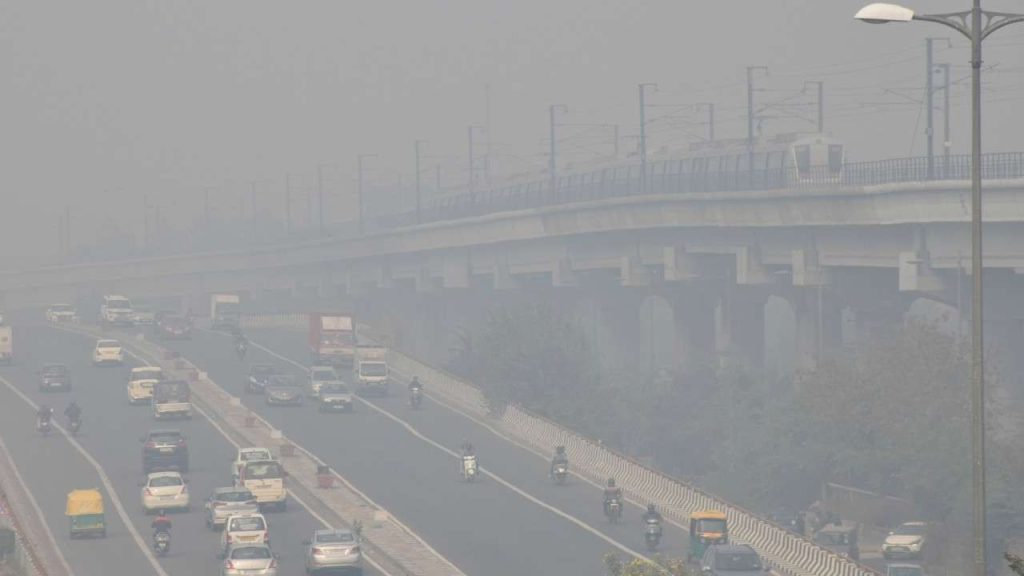 Delhi air quality slips to very poor category