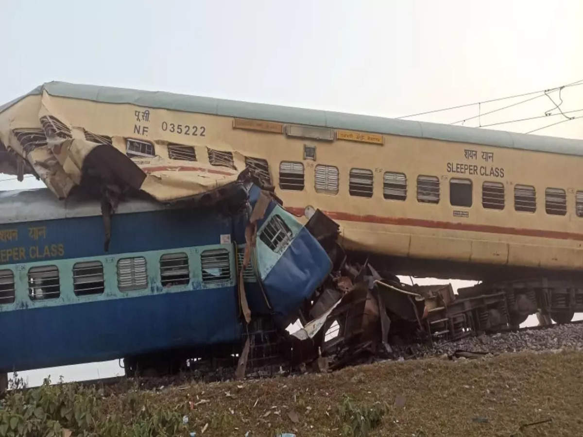 Bikaner-Guwahati Express train derails