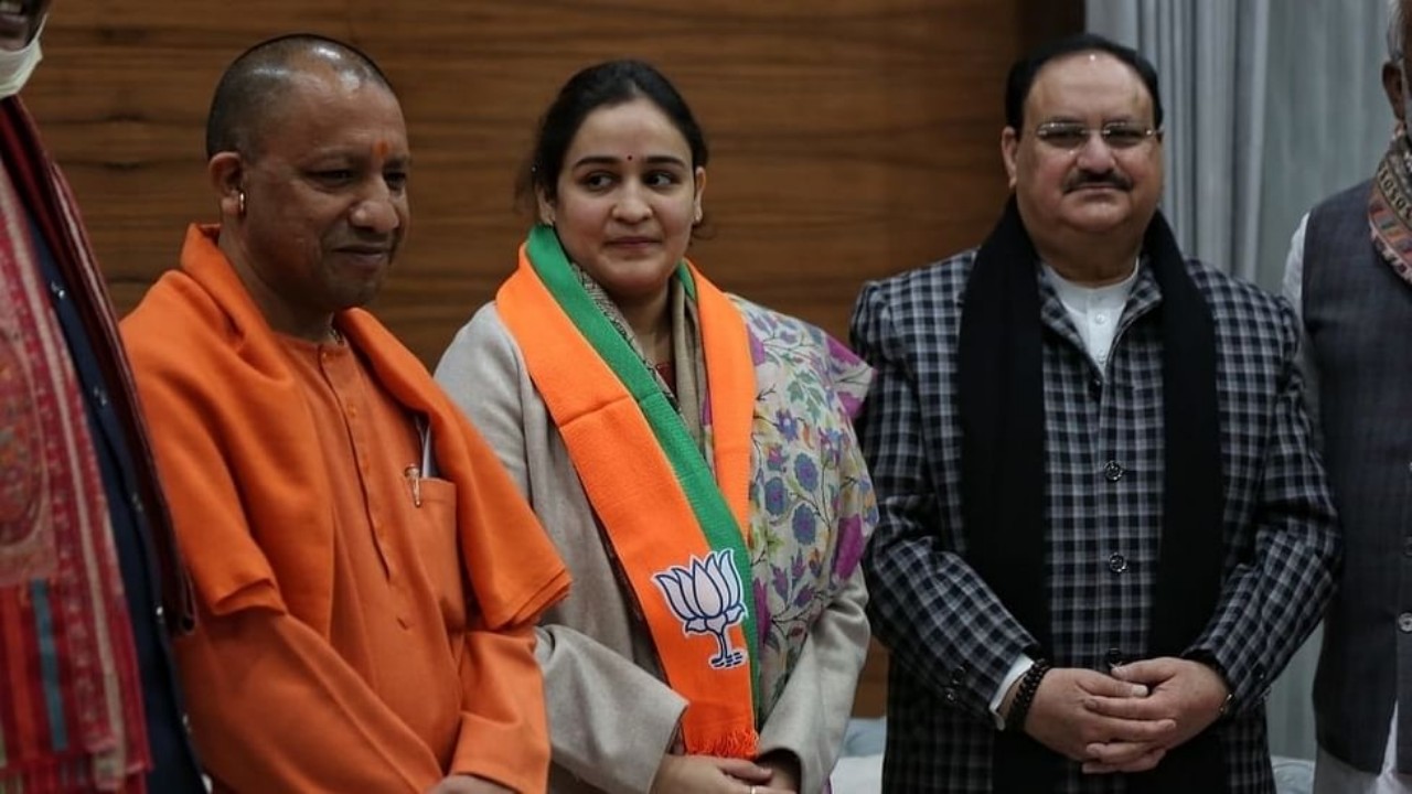 Uttar Pradesh Assembly Elections 2022: Mulayam Singh's daughter-in-law Aparna Yadav joins BJP, says she is inspired by PM Modi