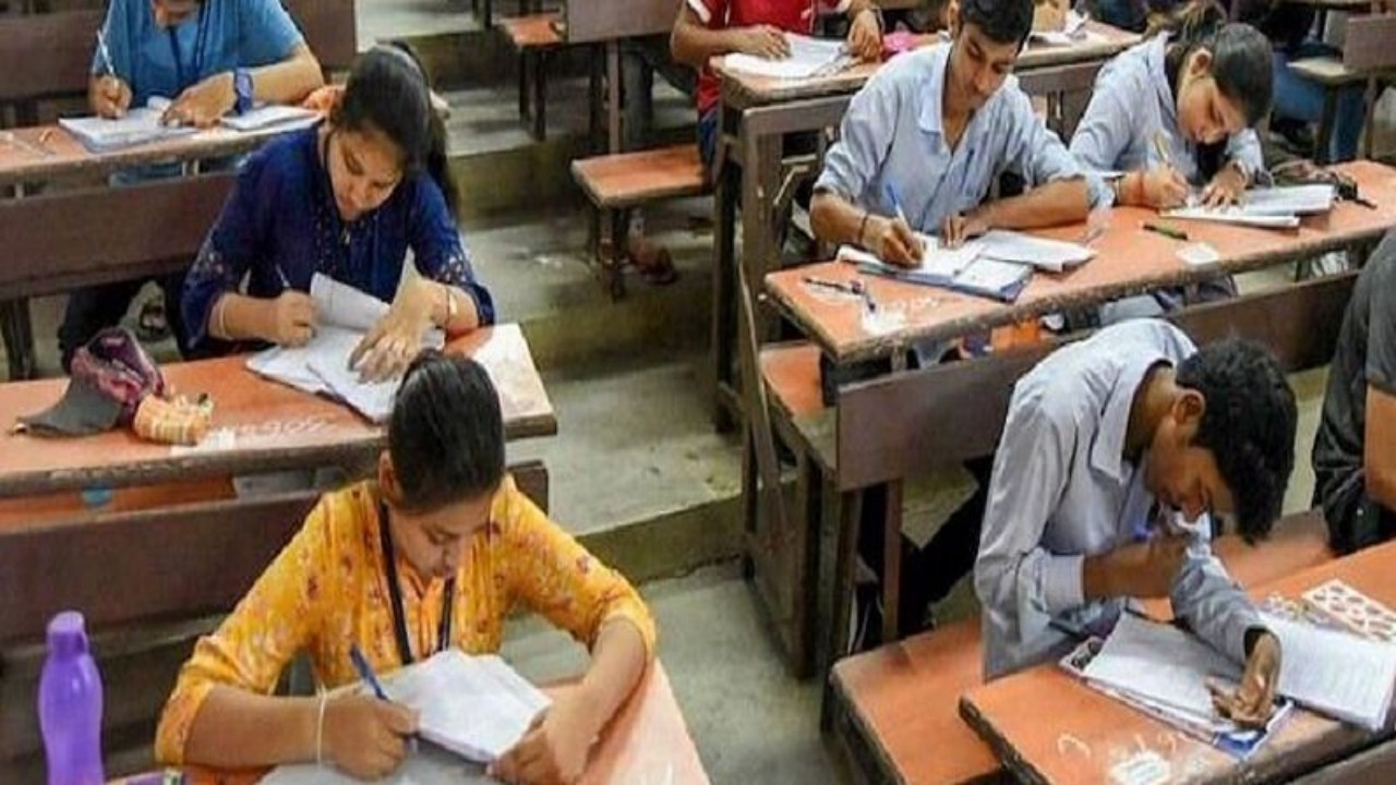 WBCHSE Class 12 exam schedule 2022 revised due to by-polls, check the revised date sheet here