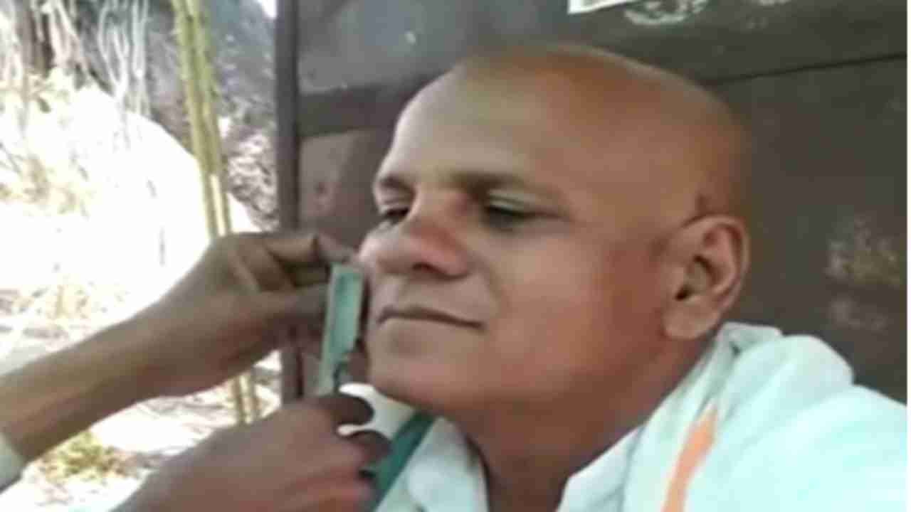 Madhya Pradesh Congress leader shaves