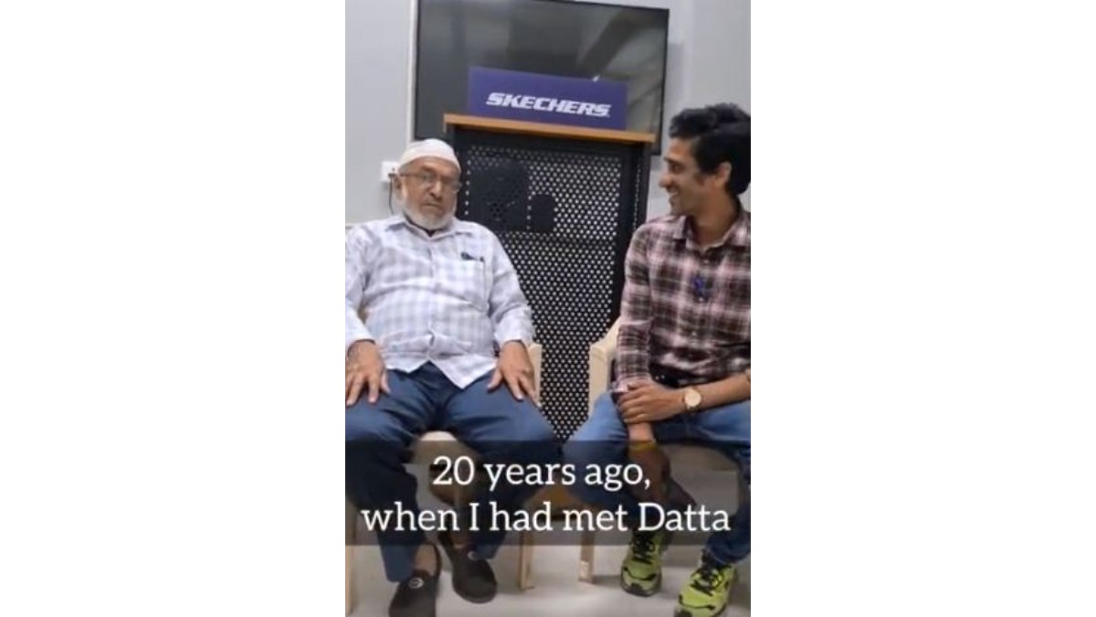 Pune man, who was a paperboy bumps into neighbour after 20 years in Skechers showroom, recognises old man by his voice