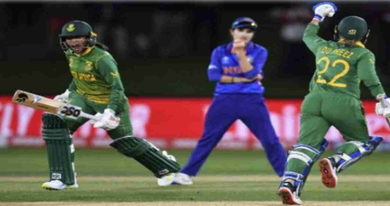 ICC Women's Cricket World Cup 2022: Twitter gets emotional as team India crash out of tournament after losing to South Africa