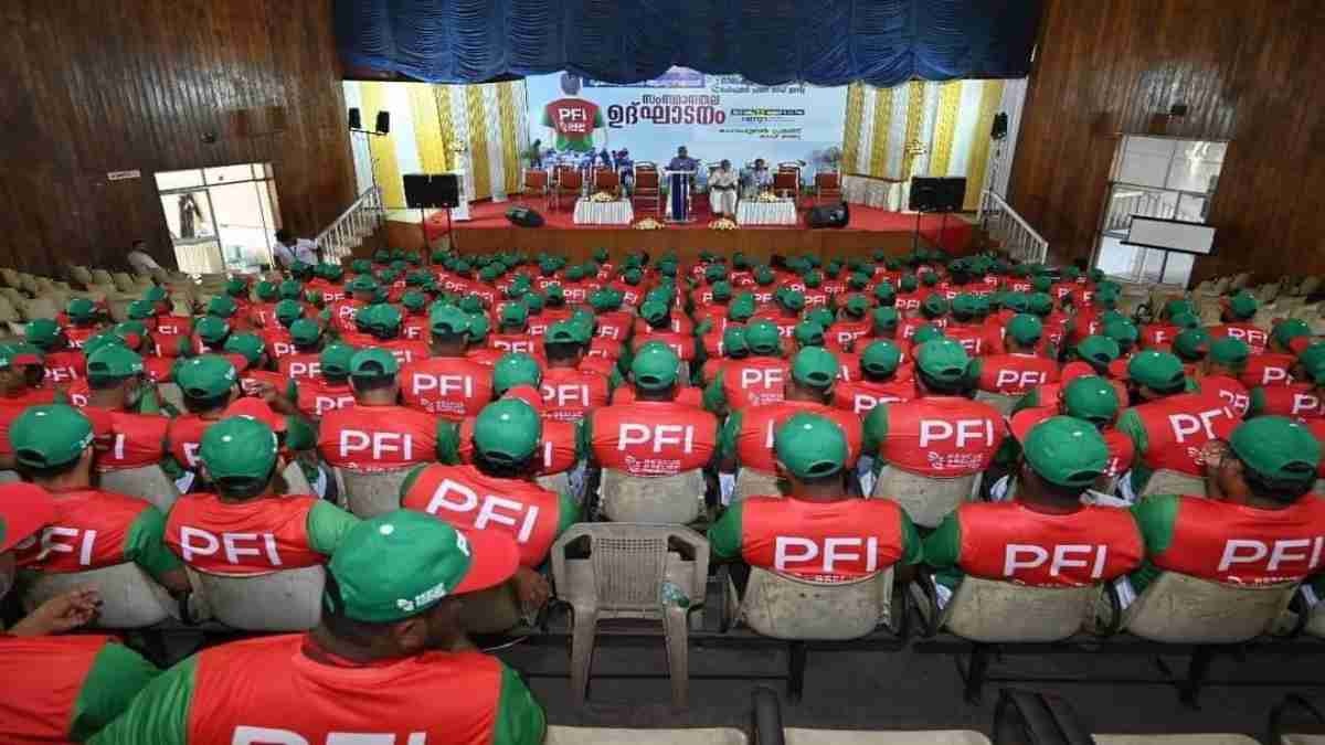BJP protests after Kerala fire officials give training to PFI workers