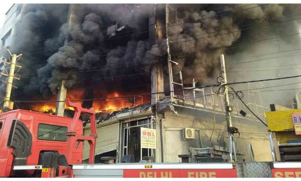 Mundka building catches fire