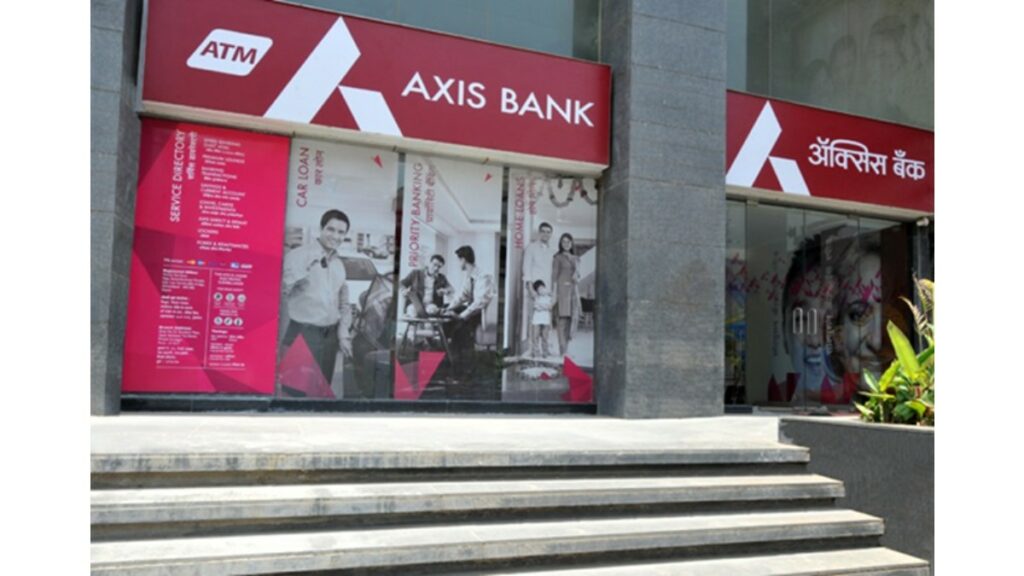 Axis Bank raises average monthly balance, minimum account balance