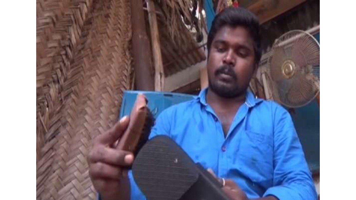 Tamil Nadu: Man stitches shoes after graduating in civil engineering