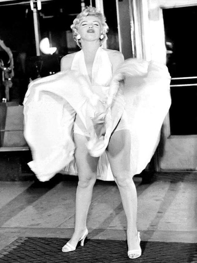 Marilyn Monroe Hot Photos