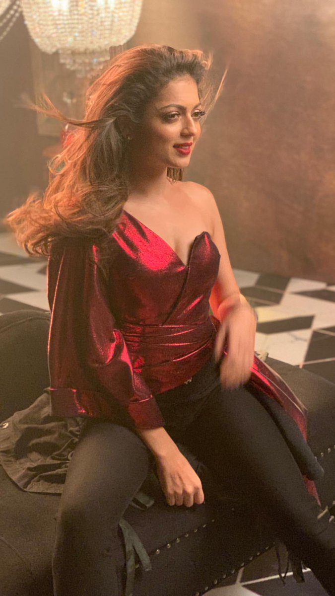 Drashti Dhami Hot Photos