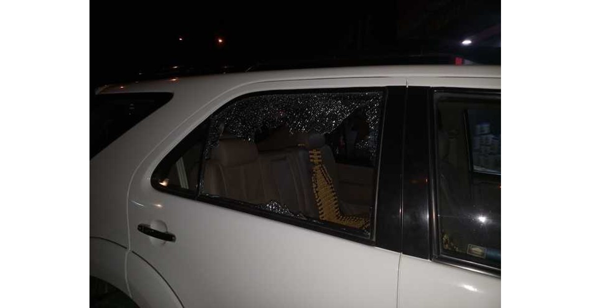 Patna: Four miscreants break car's glass and steal Rs 5 lakh, investigation underway