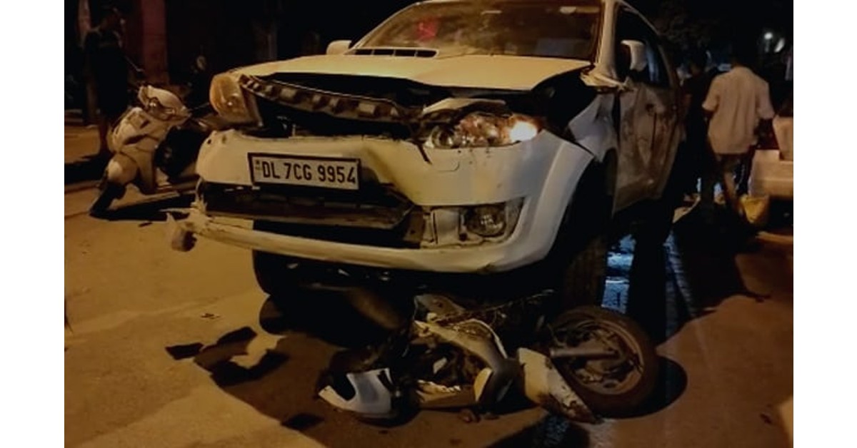 Delhi: SUV hits multiple vehicles