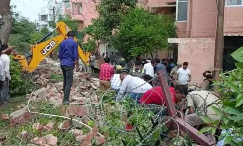 Noida housing society wall collapsed in Sector 21