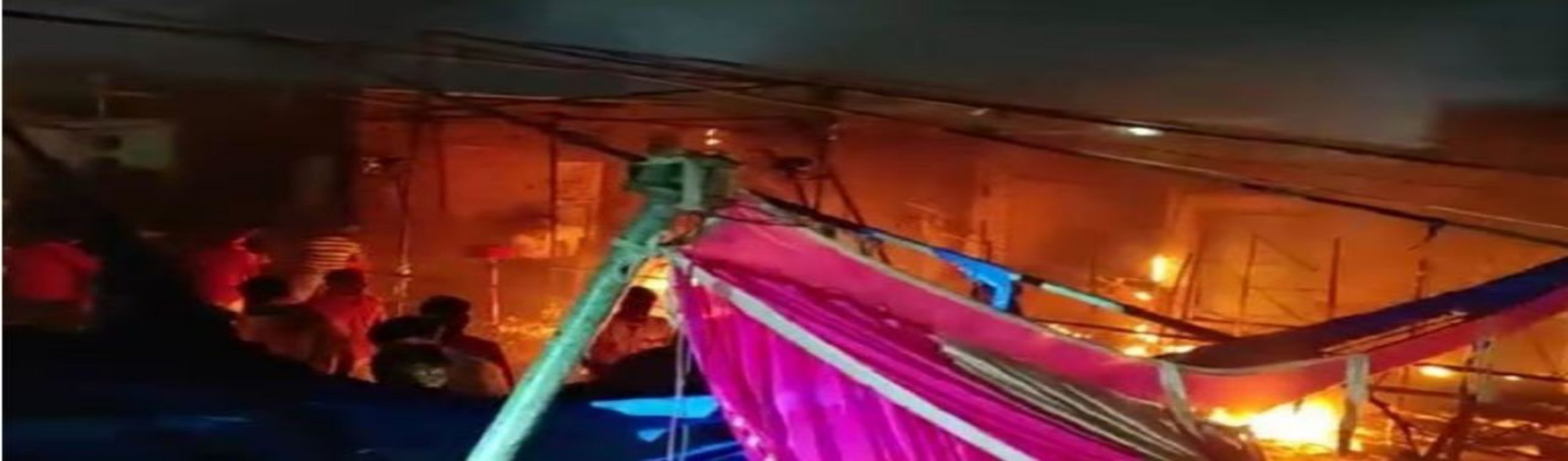 Pandal catches fire
