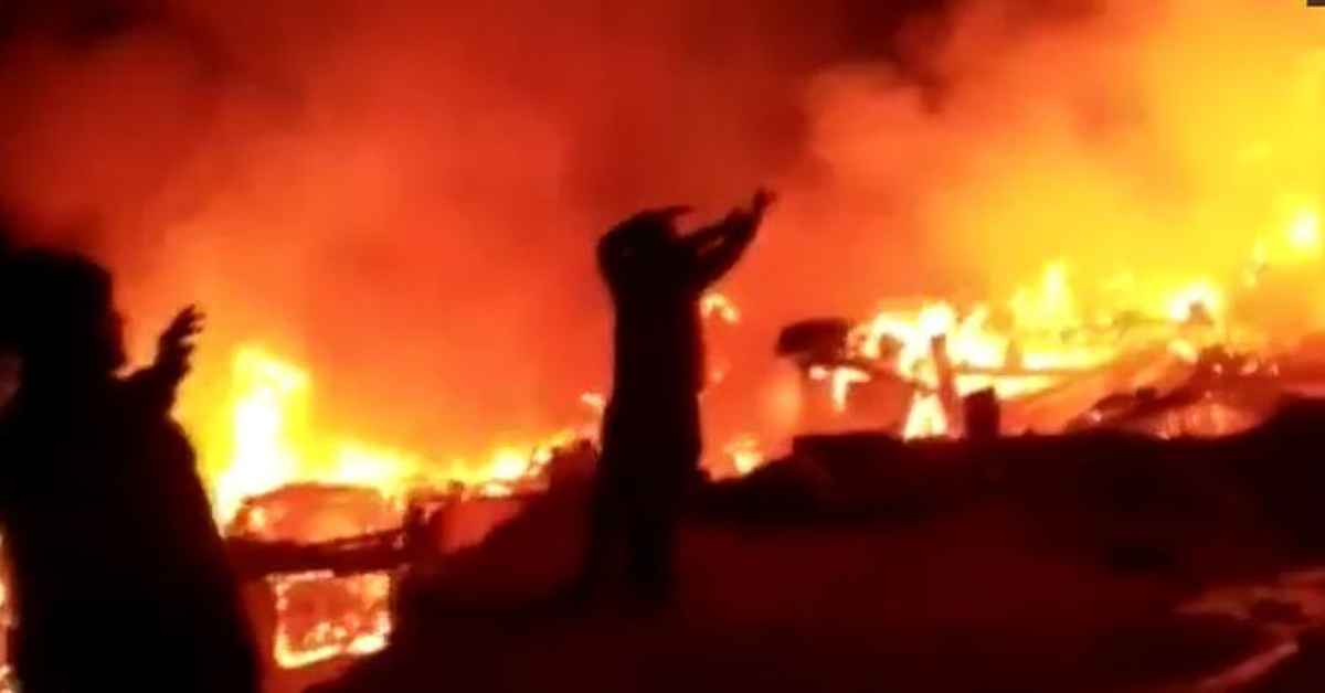 massive fire engulfs more than 15 houses in j k  none injured   watch