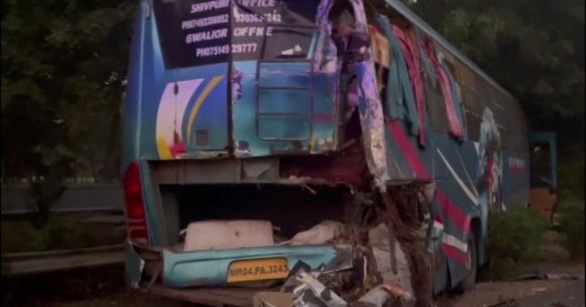 UP: 3 killed, 13 injured in collision of 2 buses going to Delhi, accident happened on Greater Noida Expressway