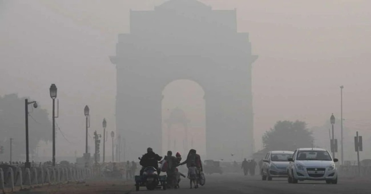 Cold wave wreaks havoc in capital, Orange alert in New Delhi, IMD issues dense fog
