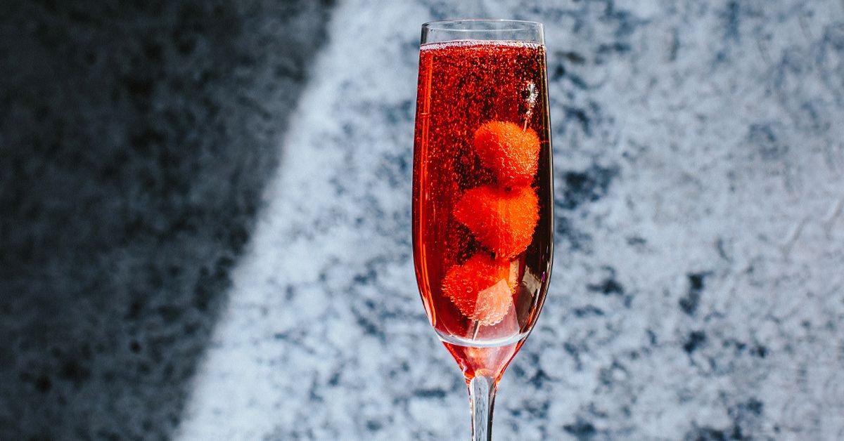 cocktail ideas to match New Year’s Eve vibes