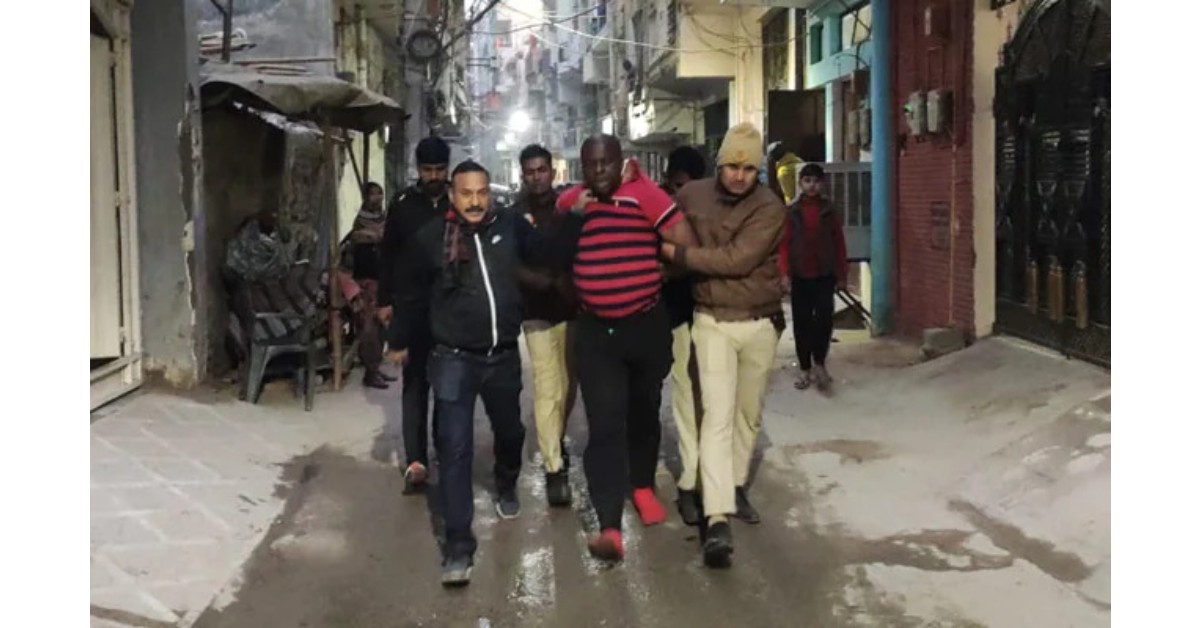Around 100 African origins attack Delhi cops after 3 Nigerians detained for overstaying in Neb Sarai area
