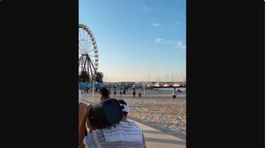 Indian man listens to 90’s Bollywood song at Australian beach, video viral | WATCH