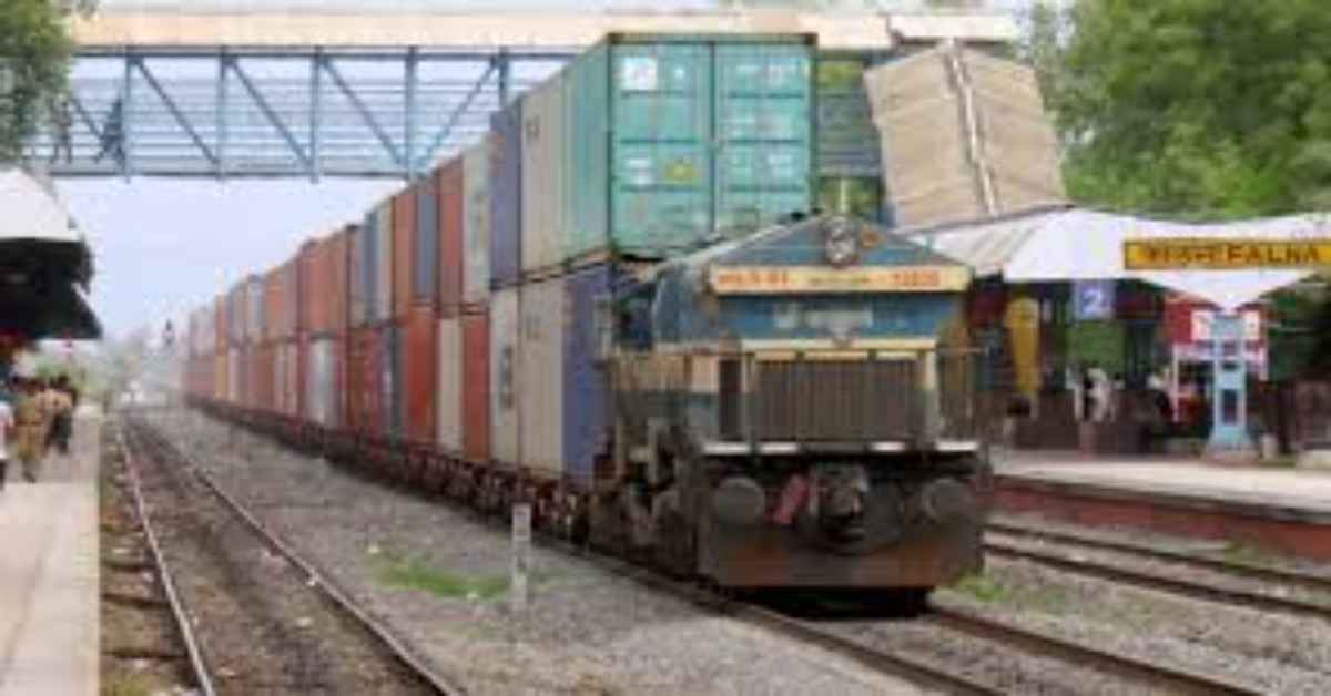 Nagpur-Mumbai goods train goes missing