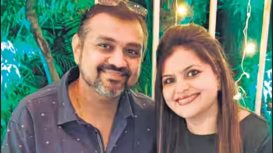 Mumbai couple found dead