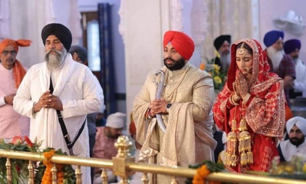 Punjab AAP Minister Harjot Singh Bains ties the knot with IPS officer Jyoti Yadav | See Pics