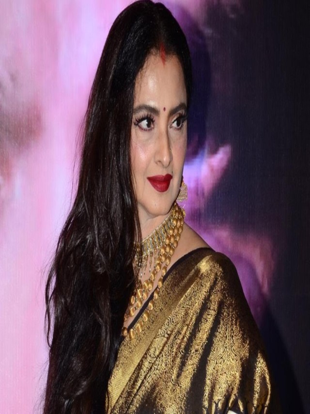 Bollywood Diva Rekha skincare routine she swears by