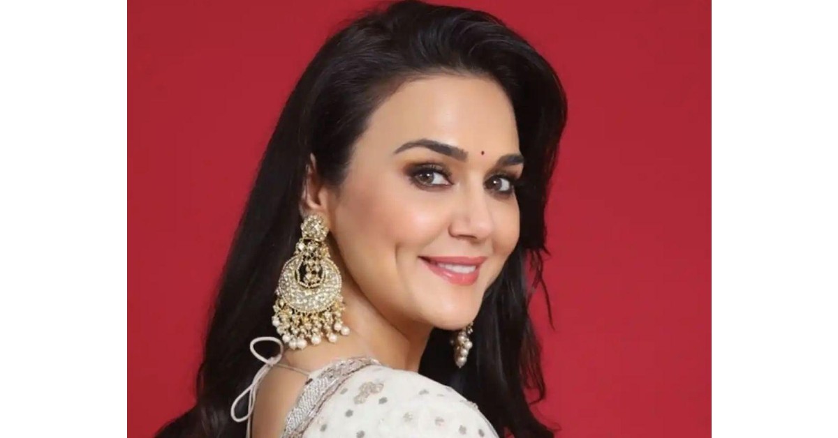 Preity Zinta shocked as random woman kisses her daughter, slams paparazzi for laughing at wheelchair-bound man harassing her