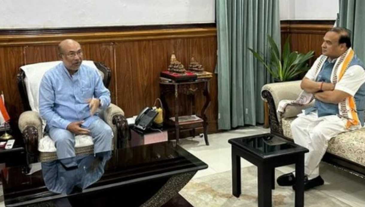 Assam CM Himanta Biswa Sharma meets his Manipur Counterpart