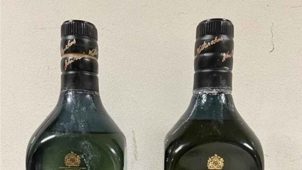 Kenyan woman arrested at Delhi airport for smuggling 13 crore cocaine dissolved in whiskey bottles