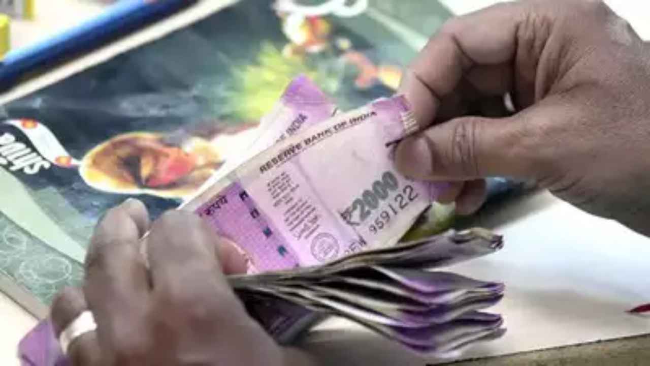 Bengaluru: Software Engineer loses Rs 70 lakh to online rummy, reunites with family after therapy