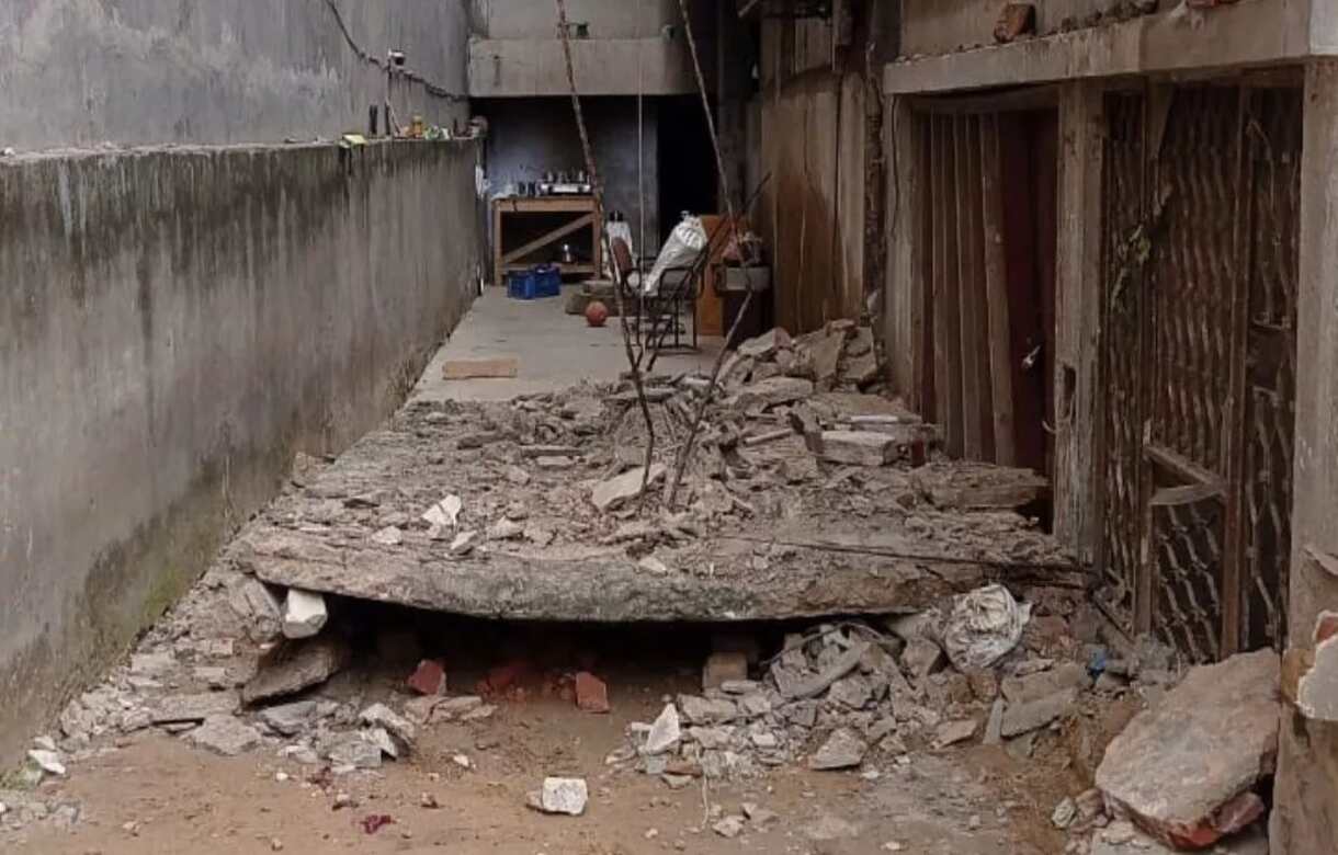Punjabi bagh building collapse