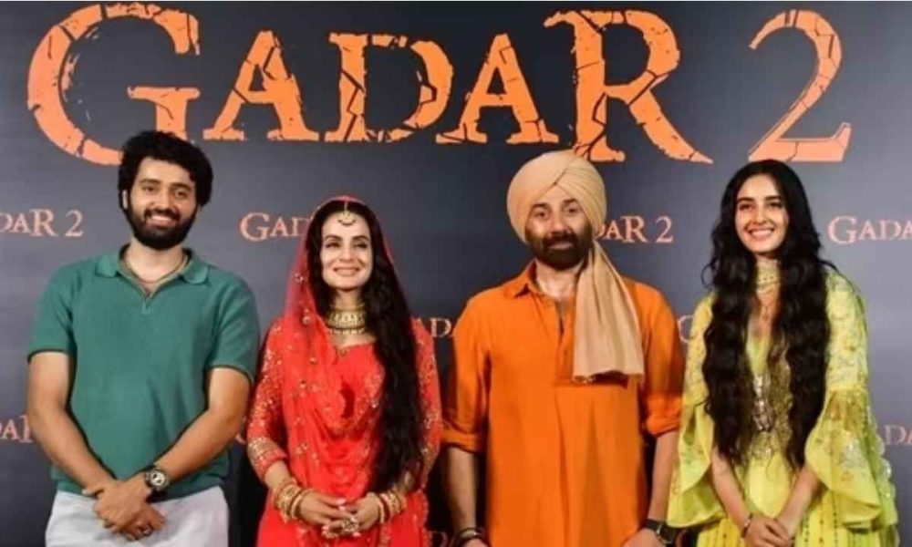 Sunny Deol and Ameesha Patel unveil the trailer for Gadar 2