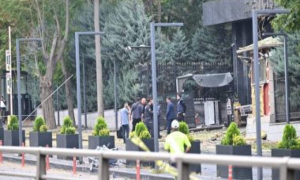Suicide bombing near Turkey Parliament building in Ankara, 2 cops injured