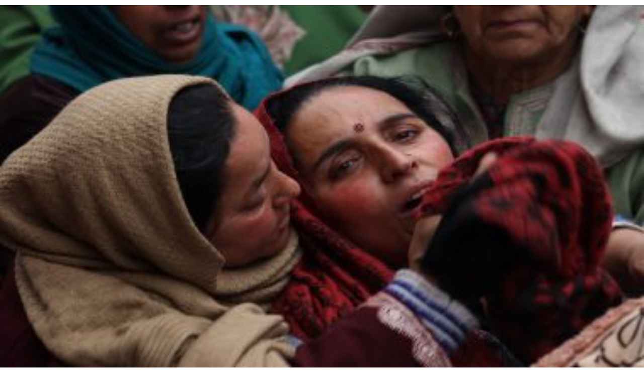 Jammu & Kashmir: Sunita Sharma, wife of ATM guard Sanjay Sharma, thanks security forces for eliminating her husband's killers
