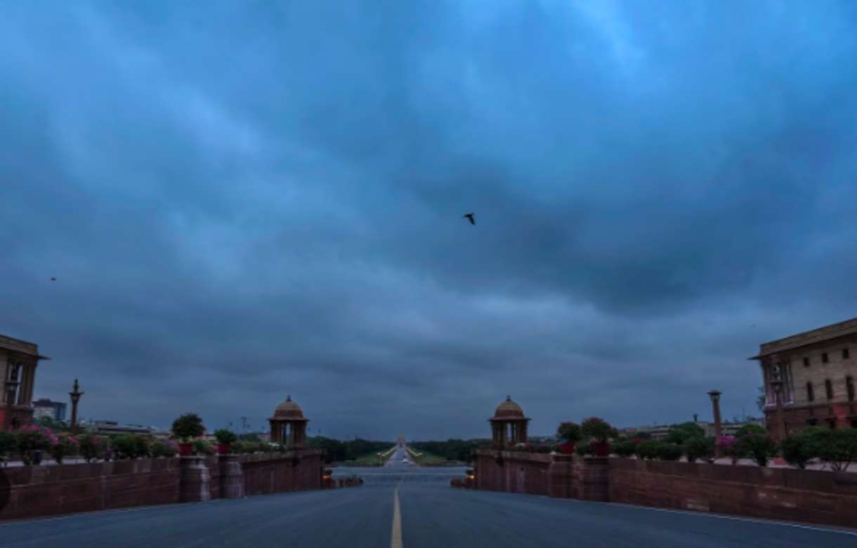 Delhi: Heavy rainfall brings down temperature, air quality improves