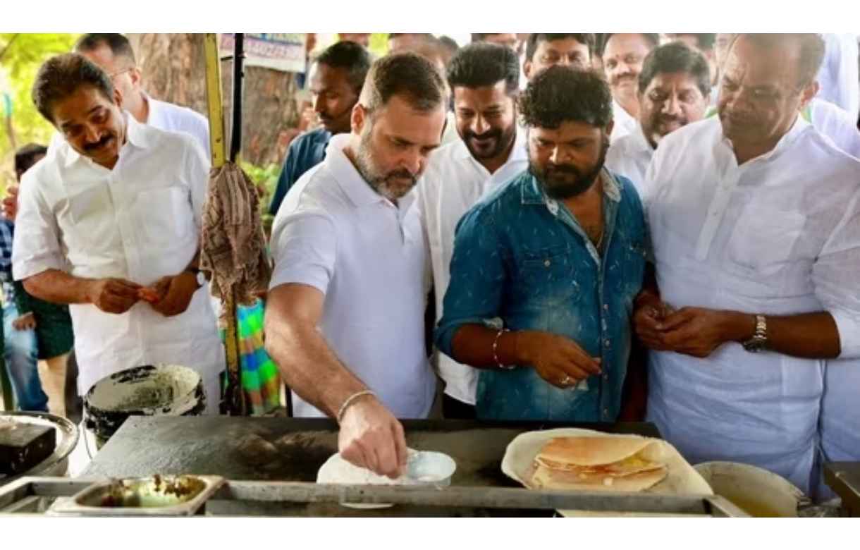 Watch: Rahul Gandhi makes dosa at food stall during his Telangana visit