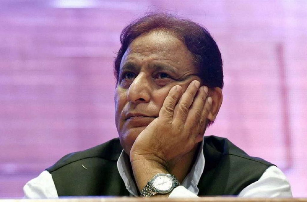 SP leader Azam Khan seems to be falling in difficulties