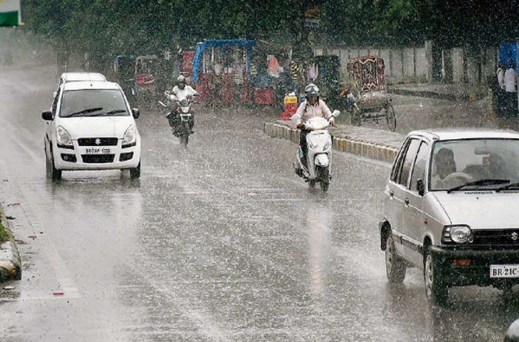 UP Weather Alert - आज से 3 दिनों तक प्रदेश में जमकर बारिश होने की संभावना, ऑरेंज अलर्ट जारी !