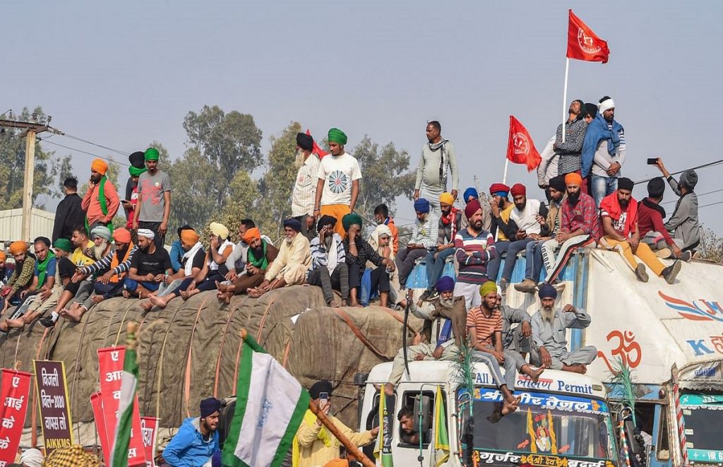किसानों का प्रदर्शन 7वें दिन तेज, दिल्ली पुलिस ने ट्रैफिक को लेकर जारी की एडवायजरी 2 framers..