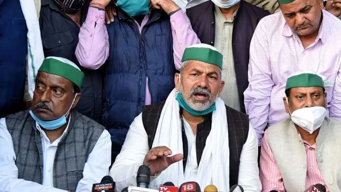 राकेश टिकैत करते रहे यूपी बार्डर पर ममता बनर्जी का इंतजार, बिना मिले वापस लौटीं बंगाल 2 %E0%A4%86%E0%A4%82%E0%A4%A6%E0%A5%8B%E0%A4%B2%E0%A4%A8 %E0%A4%B0%E0%A4%B9%E0%A4%BE %E0%A4%9C%E0%A4%BE%E0%A4%B0%E0%A5%80 %E0%A4%9C%E0%A4%82%E0%A4%A4%E0%A4%B0 %E0%A4%AE%E0%A4%82%E0%A4%A4%E0%A4%B0 %E0%A4%AA%E0%A4%B0 %E0%A4%9A%E0%A4%B2 %E0%A4%B0%E0%A4%B9%E0%A4%BE %E0%A4%95%E0%A4%BF%E0%A4%B8%E0%A4%BE%E0%A4%A8%E0%A5%8B %E0%A4%95%E0%A4%BE %E0%A4%B8%E0%A4%82%E0%A4%B8%E0%A4%A6