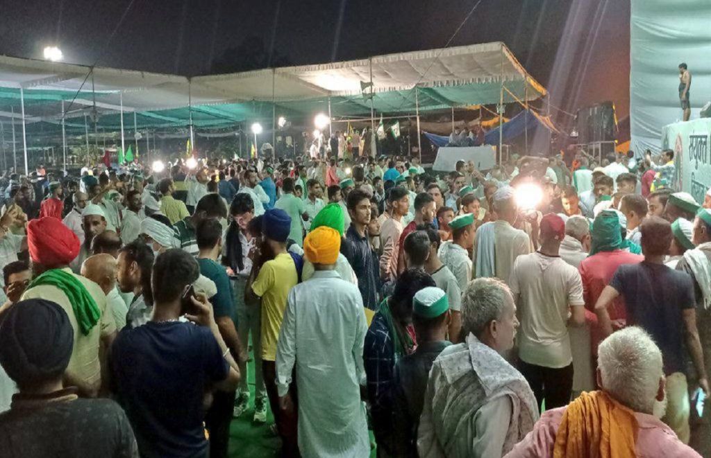 Kisan Mahapanchayat Update: सरकार पर वार के साथ किसान महापंचायत का समापन, जुटी थी भारी भीड़ 9 KISAAN