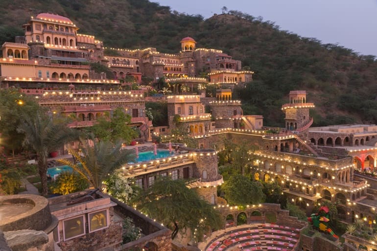 Tourism Places : अगर घूमने का कर रहा है मन तो इन जगहों पर जाने का बना लें प्लान 5 Tourism Places
