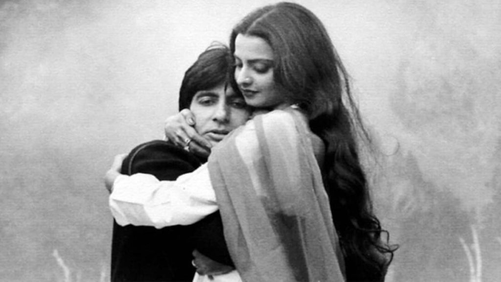 Happy Birthday Rekha: अपनी 'खूबसूरती' और बेहतरीन अदाओं से फैंस के दिलों को किया घायल 4 rekha amitabh story 647 101017122257