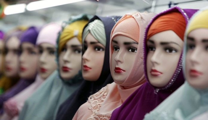 Afghanistan में Mannequins